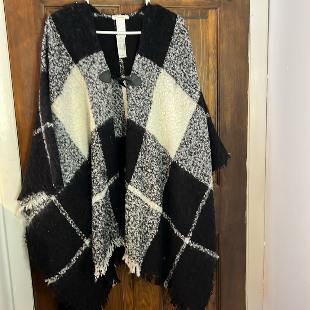 Maurices poncho
